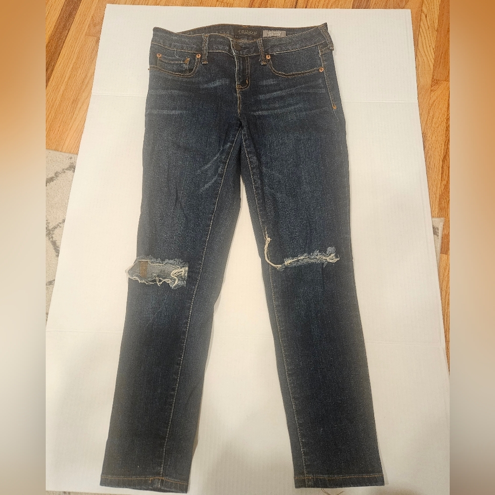 Womens size 8 cropped skinny jeans